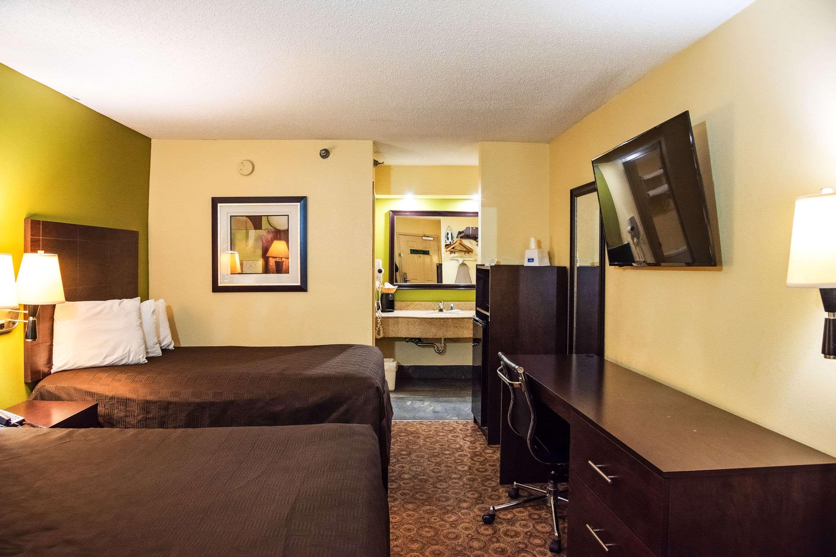 Rodeway Inn & Suites Clarksville Luaran gambar