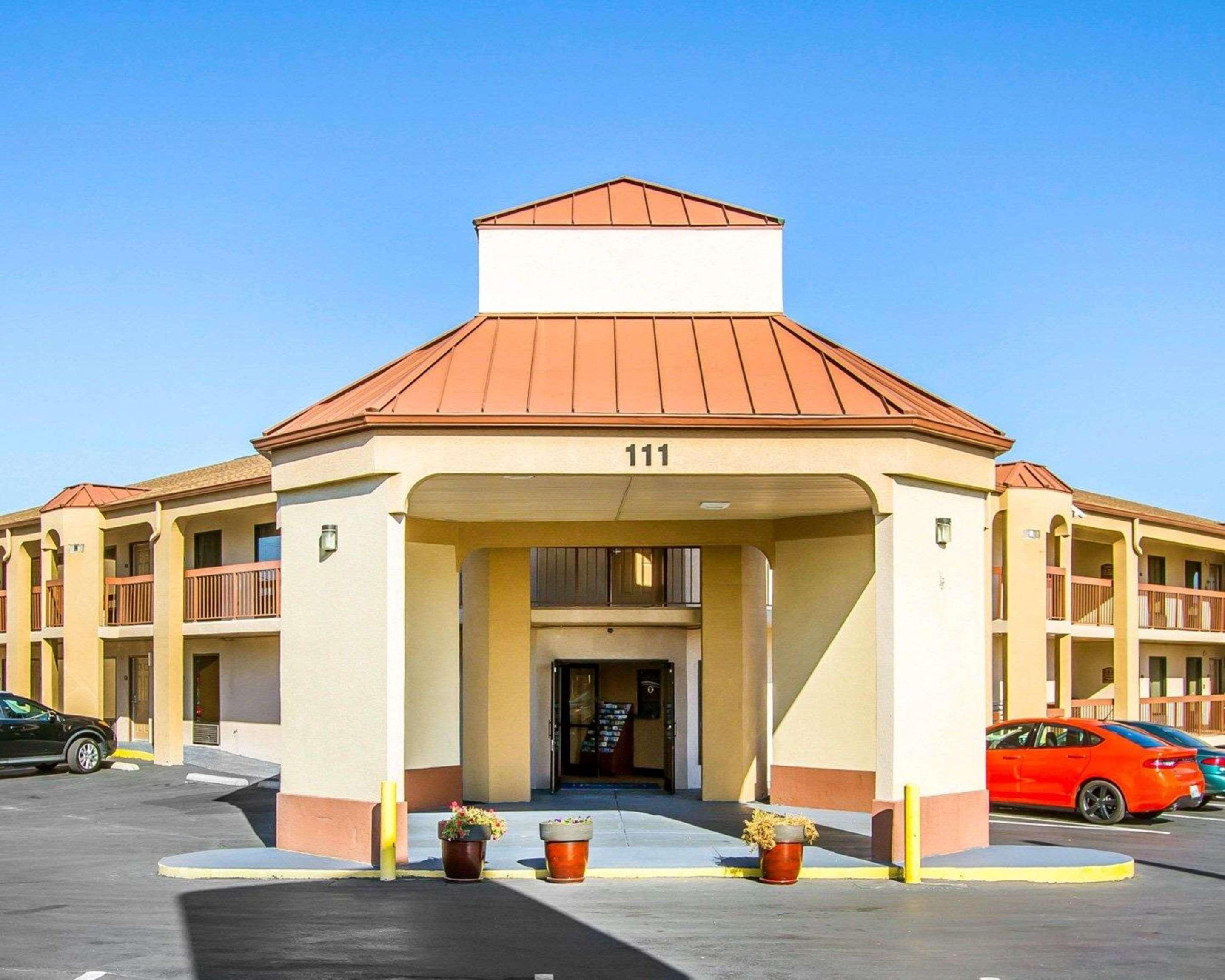 Rodeway Inn & Suites Clarksville Luaran gambar