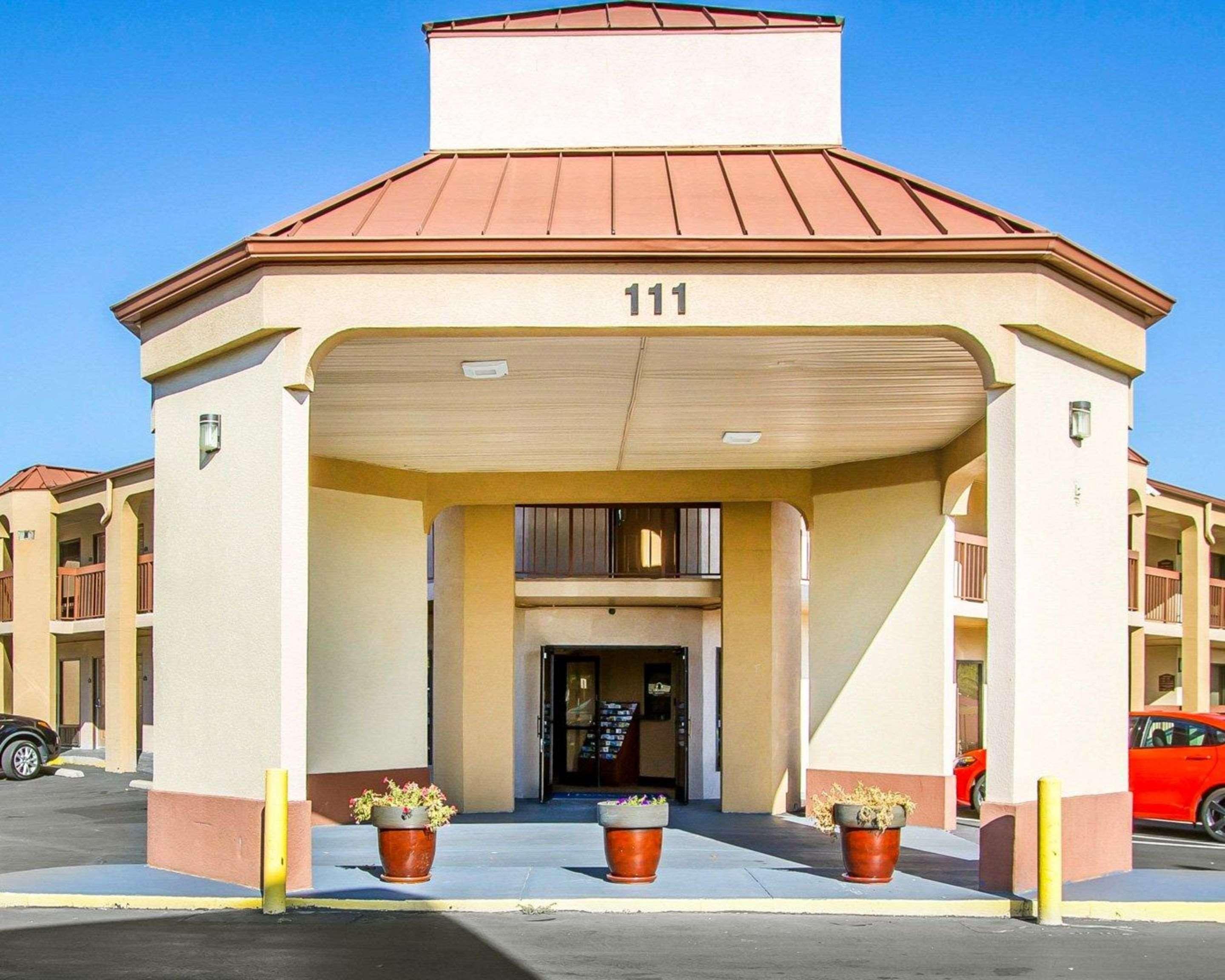 Rodeway Inn & Suites Clarksville Luaran gambar