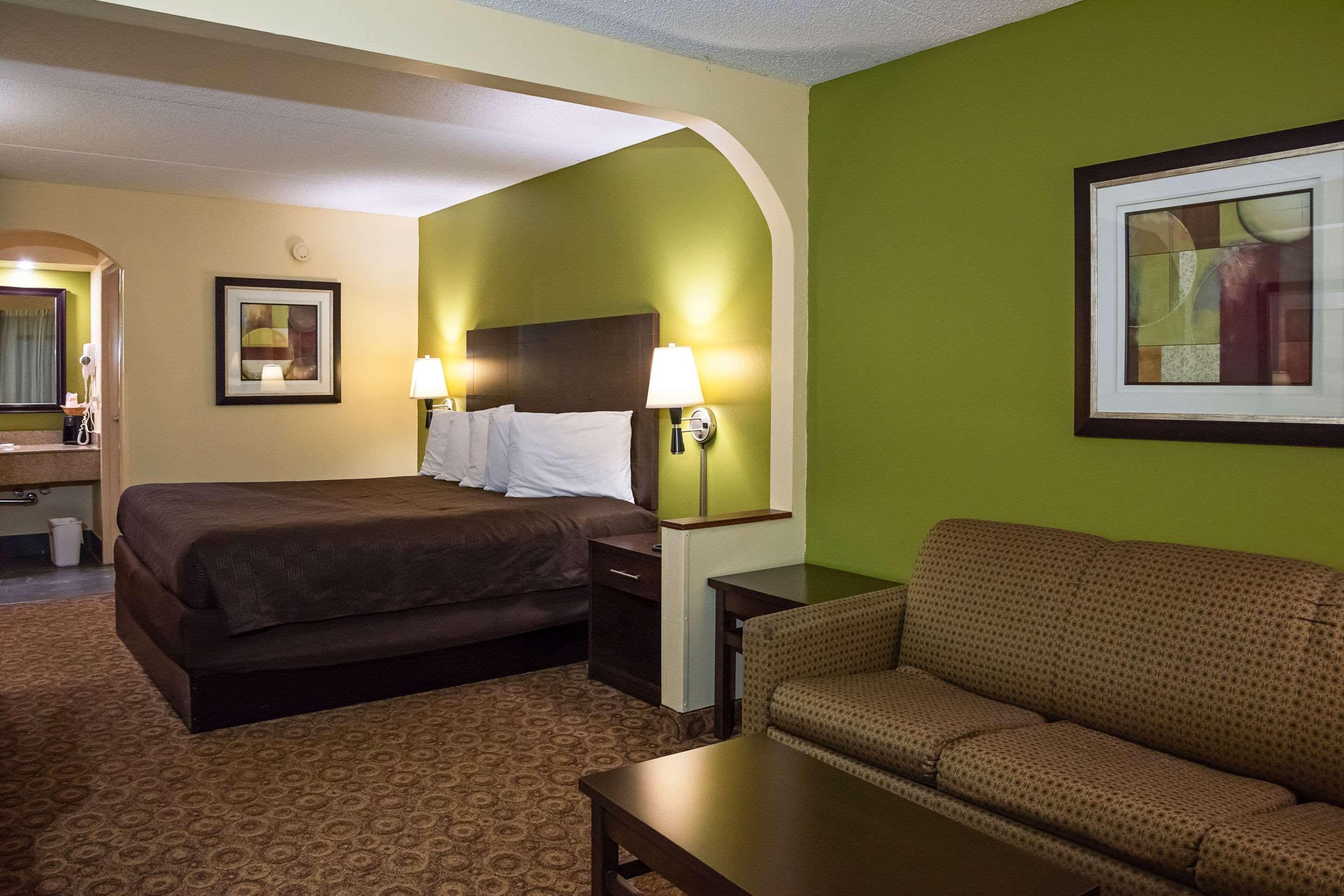 Rodeway Inn & Suites Clarksville Luaran gambar