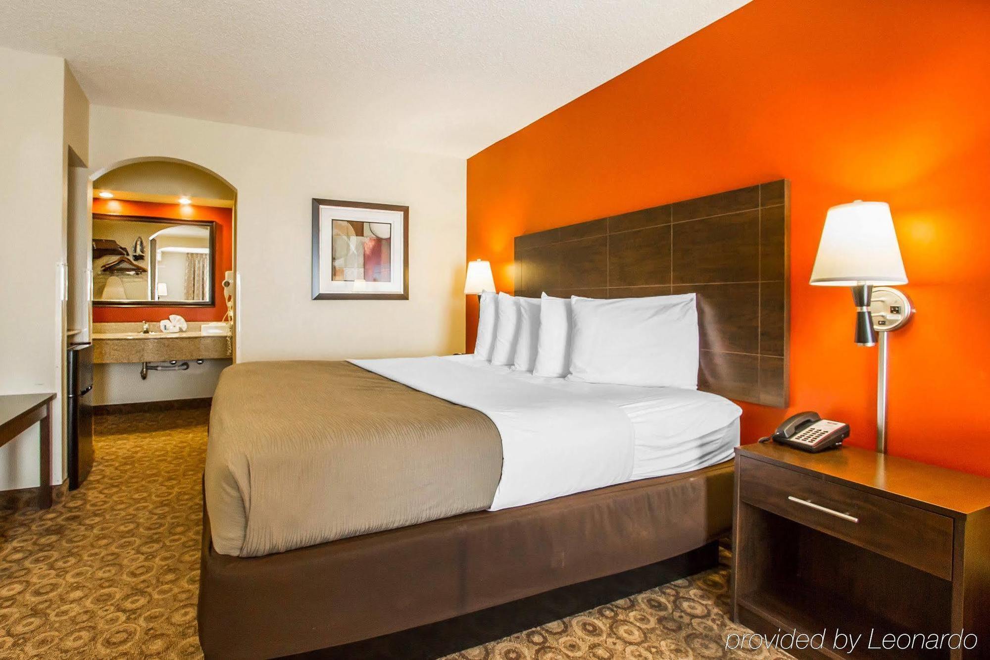 Rodeway Inn & Suites Clarksville Luaran gambar